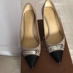 Coach lavender leather heels with black tip
